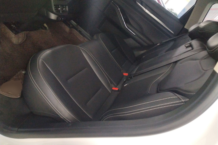 哈弗H6 2021款 第三代 2.0T 自动四驱Max中控内饰21