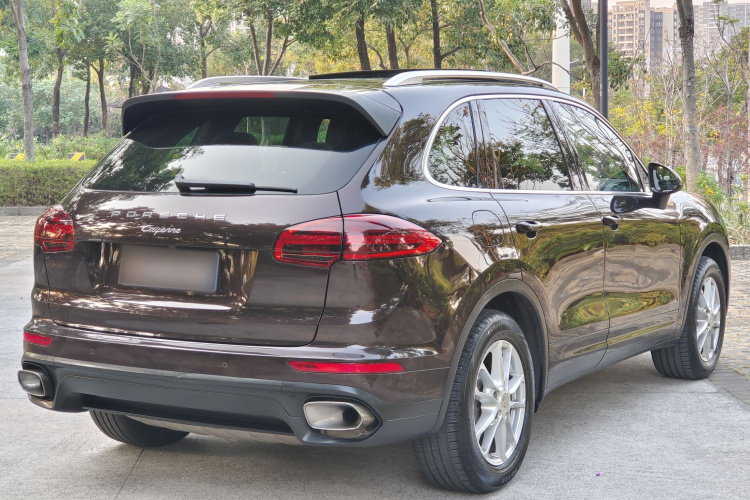 保时捷 2015款 Cayenne 3.0T车身外观6007