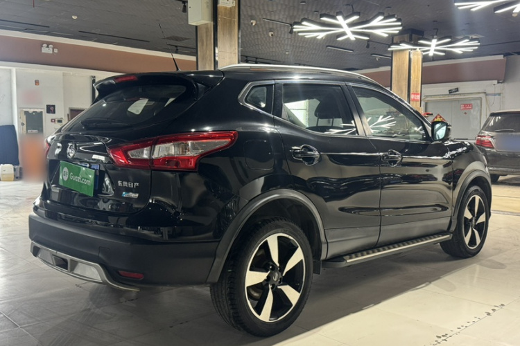 日产 逍客 2016款 2.0L CVT豪华版车身外观6005