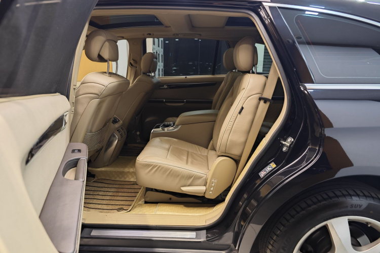 奔驰R级 2014款 R 320 4MATIC 豪华型车身外观6009