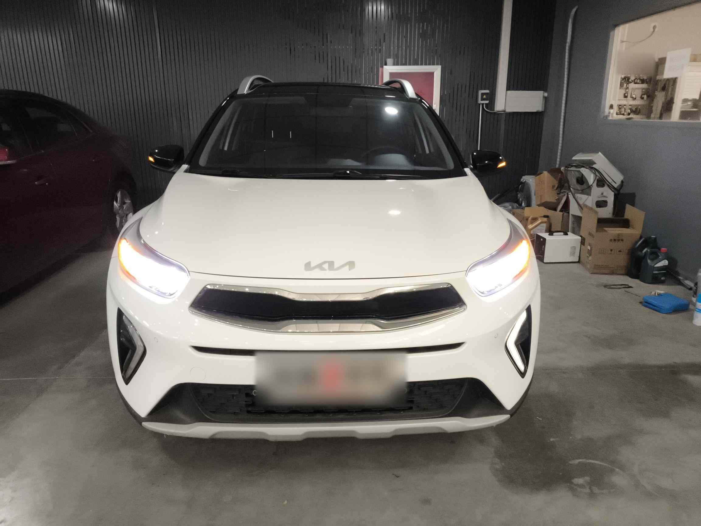 起亚 奕跑 2021款 1.4L CVT天窗款(2)