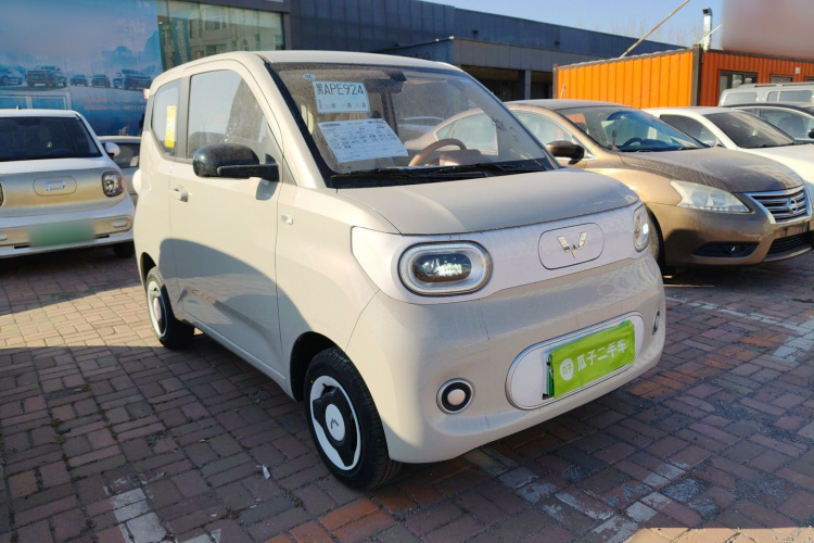 五菱汽车 宏光MINIEV 2024款 第三代 215km 青春版车身外观3