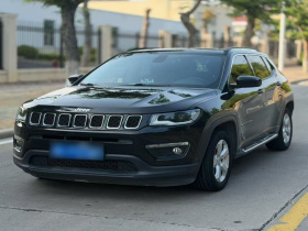 Jeep 指南者 2019款 220T 自动悦享版