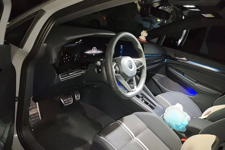 大众 高尔夫 2023款 改款 280TSI DSG R-Line Lite中控内饰20