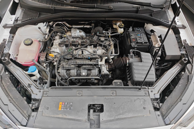 荣威i5 2023款 1.5L 手动舒享版局部细节24