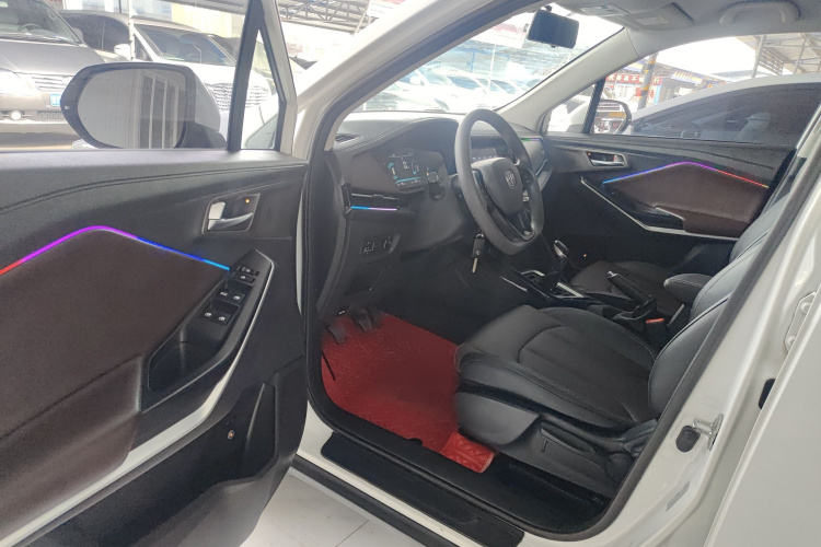 长安CS15 2019款 1.5L 手动进取型 国VI中控内饰7003