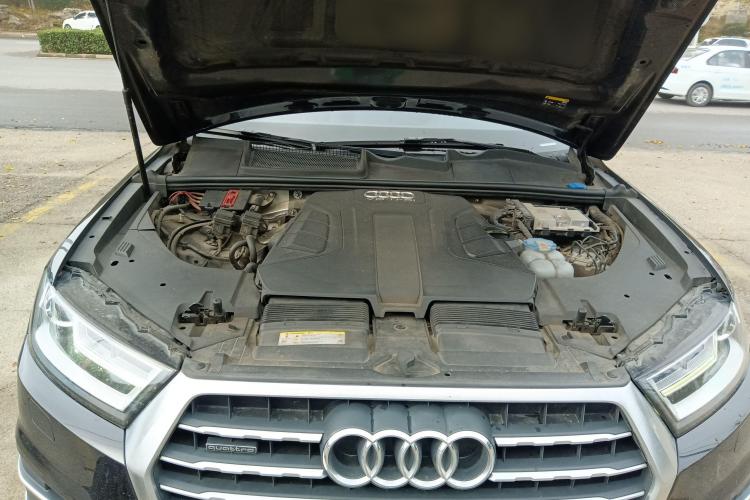 奥迪Q7 2016款 45 TFSI 技术型局部细节24