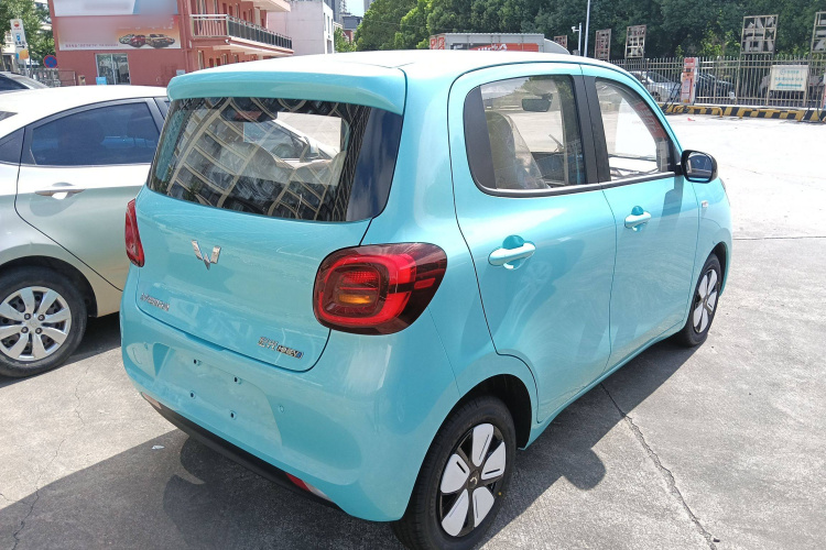 五菱汽车 宏光MINIEV 2025款 四门版 臻享款车身外观7