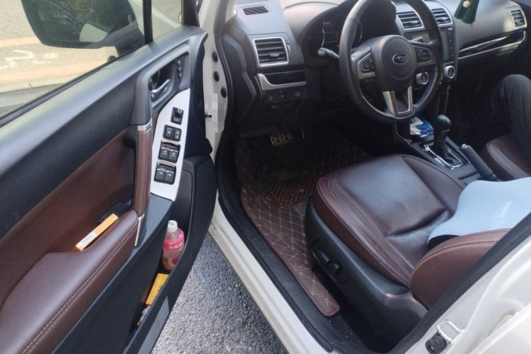 斯巴鲁 森林人 2016款 2.5i 尊贵导航版中控内饰20