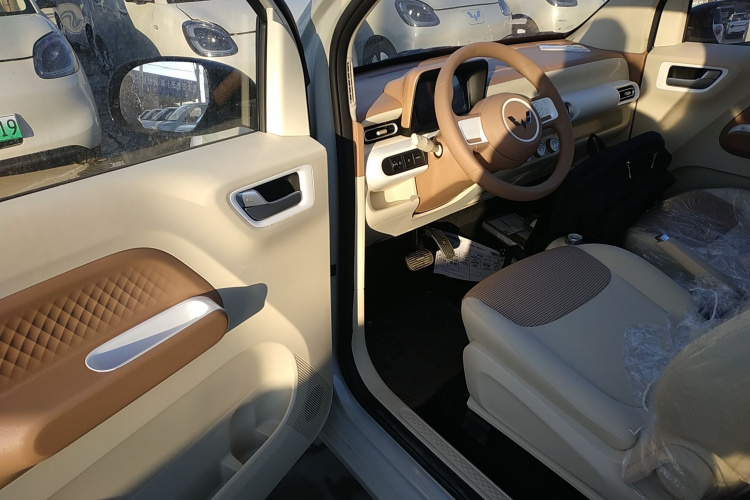 五菱汽车 宏光MINIEV 2024款 第三代 215km 青春版中控内饰20