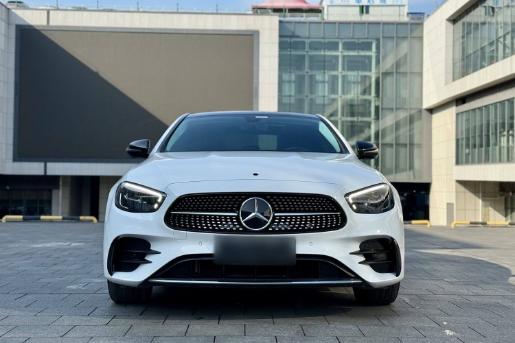 奔驰E级(进口) 2023款 E 260 时尚型运动版车身外观6005