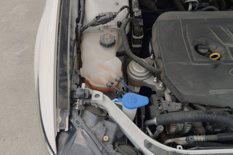 福特 蒙迪欧 2020款 EcoBoost 180 时尚型局部细节9006