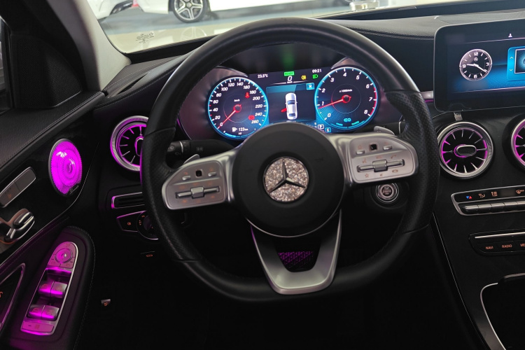 奔驰C级 2020款 C 260 L 运动版局部细节13