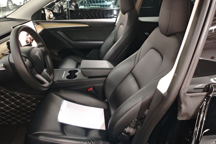 特斯拉 Model Y 2022款 改款 后轮驱动版局部细节19