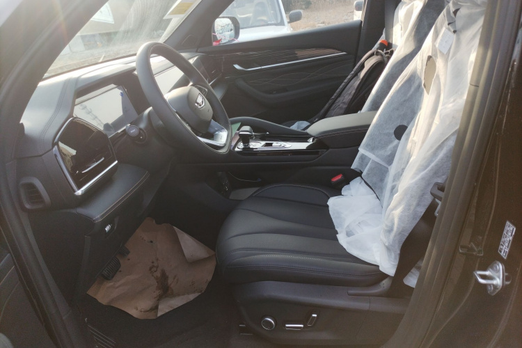 吉利汽车 星越L 2024款 2.0TD DCT EVO两驱长风版中控内饰19