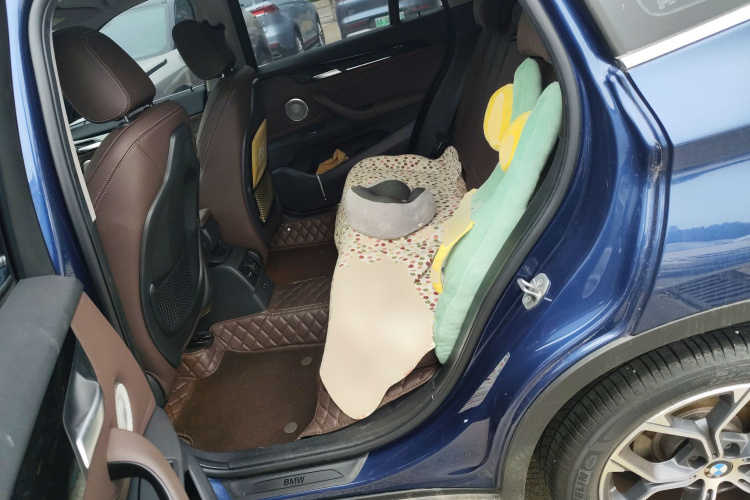 宝马X1 2021款 改款 sDrive25Li 领先型中控内饰21