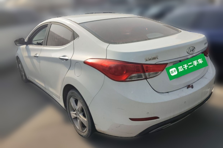 现代 朗动 2013款 1.6L 自动领先型车身外观5