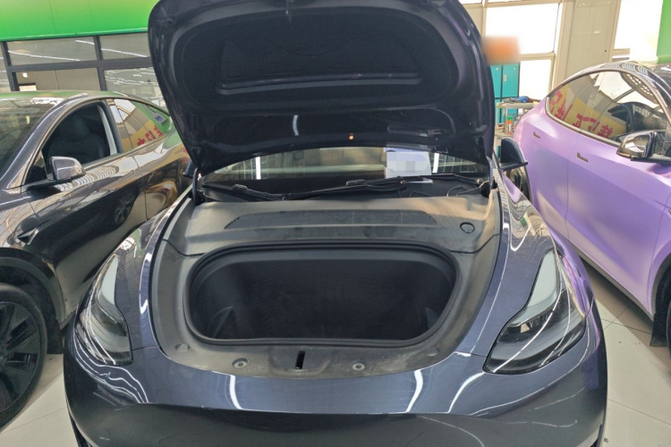 特斯拉 Model Y 2021款 长续航全轮驱动版机舱底盘24
