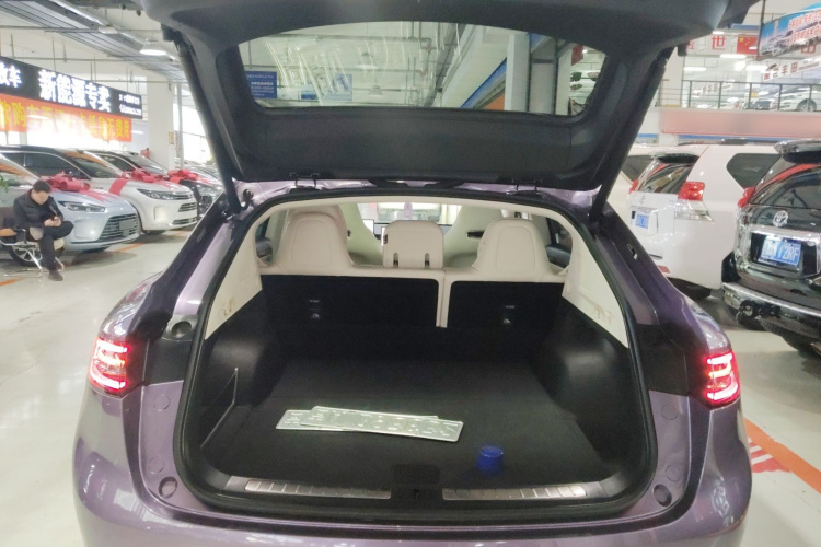 鸿蒙智行 智界R7 2024款 纯电 736km UItra机舱底盘23