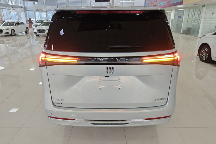 别克GL8新能源 2025款 陆尚 智享版 7座车身外观6