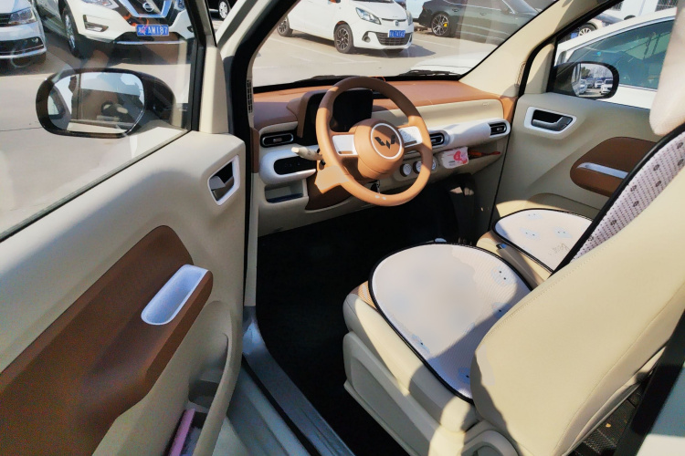 五菱汽车 宏光MINIEV 2024款 第三代 215km 青春版中控内饰20