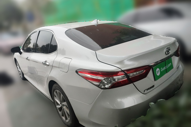 丰田 凯美瑞 2021款 2.0G 豪华版车身外观5