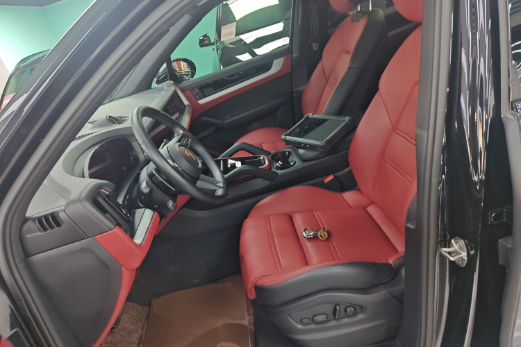 保时捷 2024款 Cayenne 3.0T中控内饰19