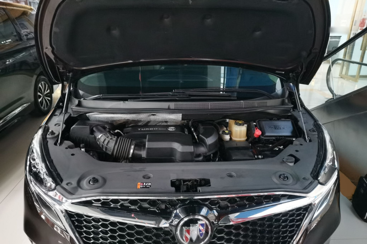 别克GL8 2021款 ES陆尊 653T 尊享型机舱底盘24