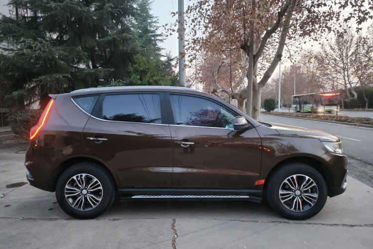 吉利汽车 远景X6 2018款 1.8L 手动4G互联尊贵型车身外观6003