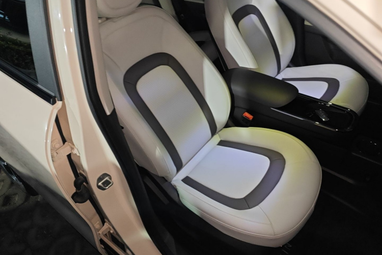 江淮钇为 钇为3 2024款 挚爱版 405km Lite局部细节41