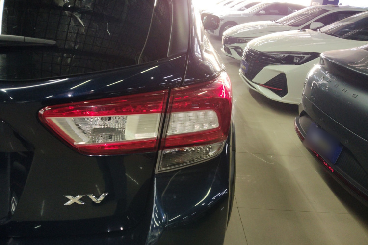 斯巴鲁XV 2019款 2.0i 全驱豪华版 国VI车身外观9