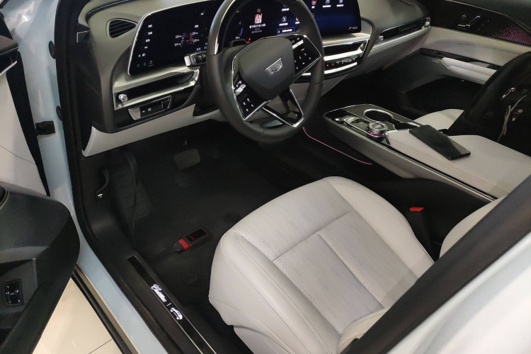 凯迪拉克 IQ锐歌 2022款 后驱长续航豪华版中控内饰19