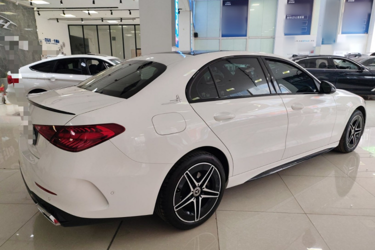 奔驰C级 2023款 C 260 L 皓夜运动版车身外观6005