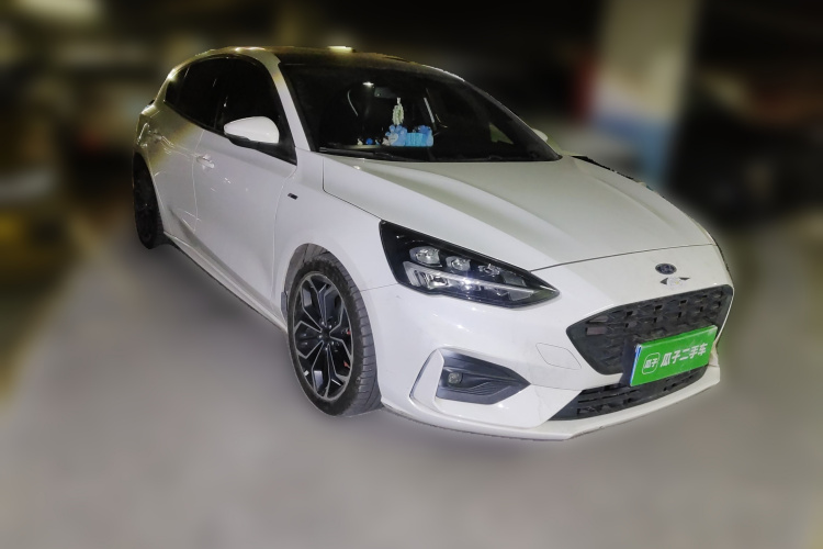 福特 福克斯 2020款 两厢 EcoBoost 180 自动ST Line车身外观6002