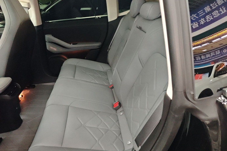 蔚来ET5 2024款 75kWh中控内饰21