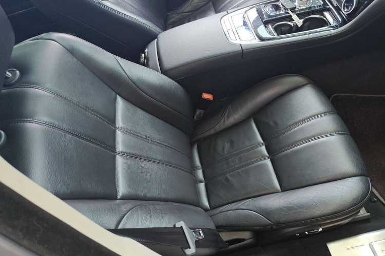 捷豹XJ 2016款 XJL 3.0 SC 两驱典雅商务版局部细节41