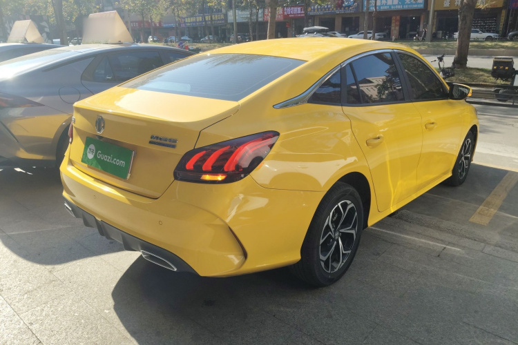 名爵 MG5 2022款 180DVVT CVT青春旗舰版车身外观7