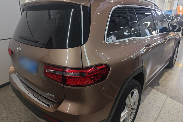 奔驰GLB 2020款 GLB 180 时尚型车身外观6005