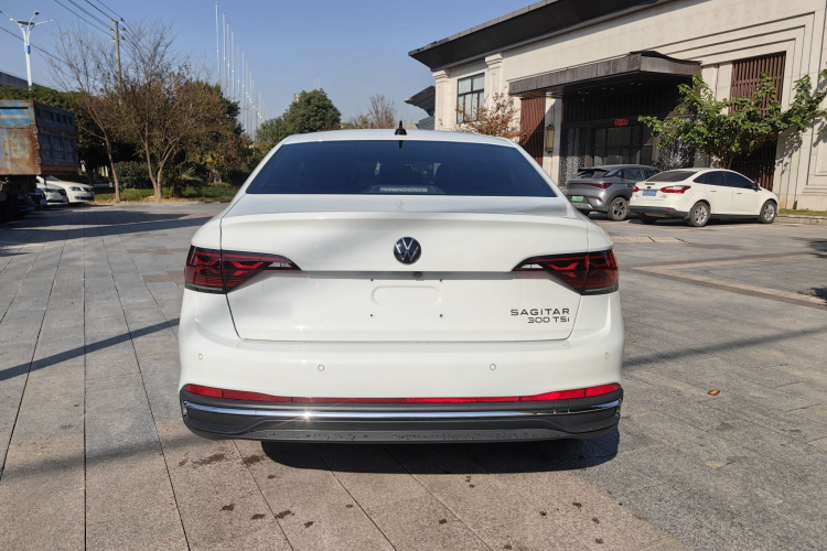 大众 速腾 2025款 改款三 300TSI DSG超越版车身外观6008