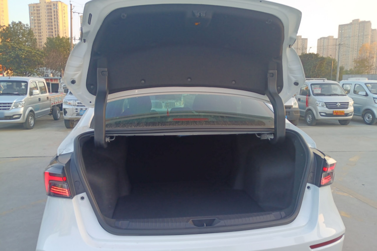 奇瑞 艾瑞泽5 PLUS 2021款 小泽 1.5L CVT享PLUS局部细节23