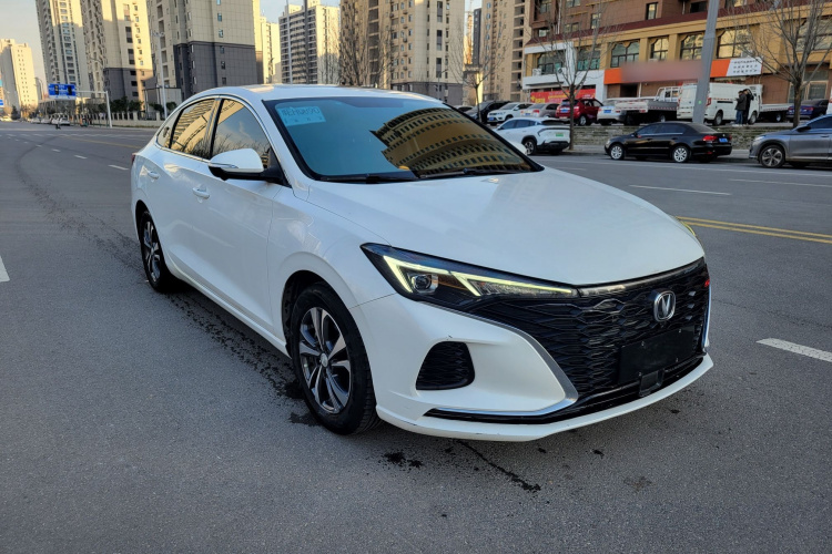 长安 逸动 2021款 PLUS 蓝鲸NE 1.4T GDI DCT尊贵型车身外观6006