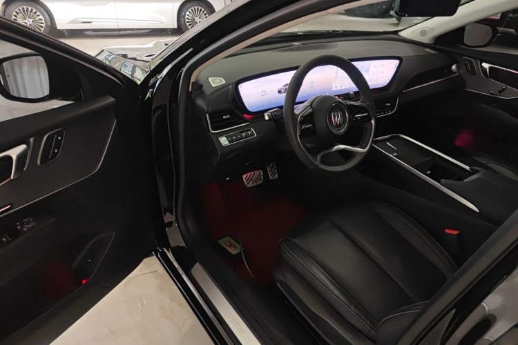 别克 君越 2023款 28T 越尊版中控内饰20