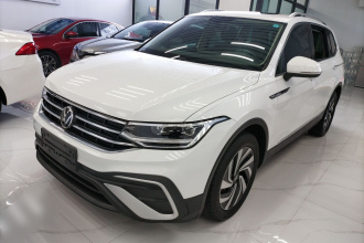 大众 途观L 2023款 300TSI 自动两驱智享版