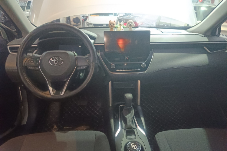 丰田 锋兰达 2023款 2.0L CVT精英版中控内饰12