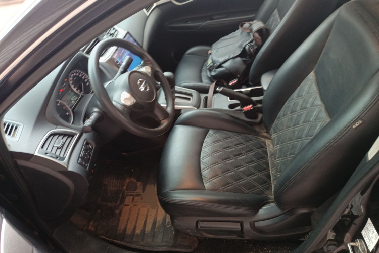 日产 轩逸 2022款 经典 1.6XE CVT舒适版局部细节19