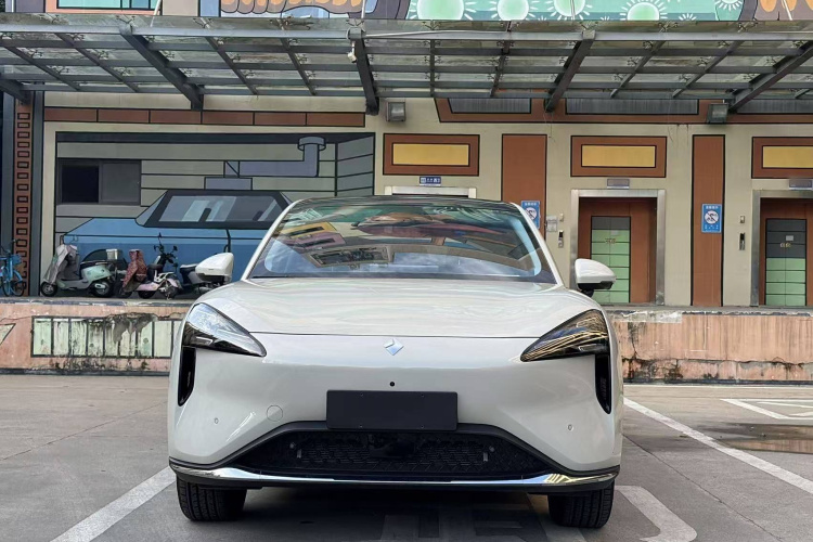 宝骏云海 2024款 500km 纯电版车身外观6004