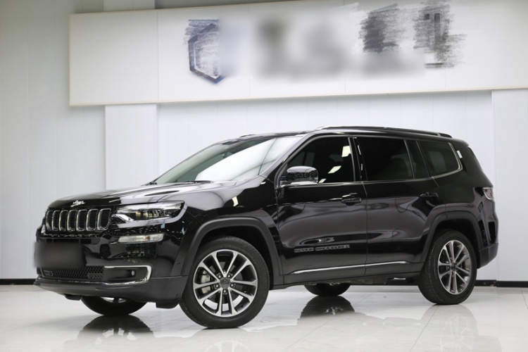 Jeep 大指挥官 2018款 2.0T 四驱悦享版 国VI车身外观6005