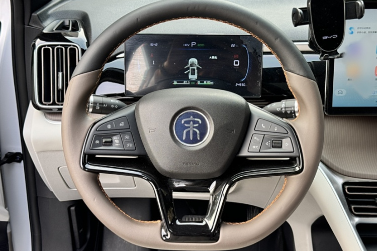 比亚迪 宋Pro新能源 2022款 DM-i 110km 旗舰型中控内饰7010