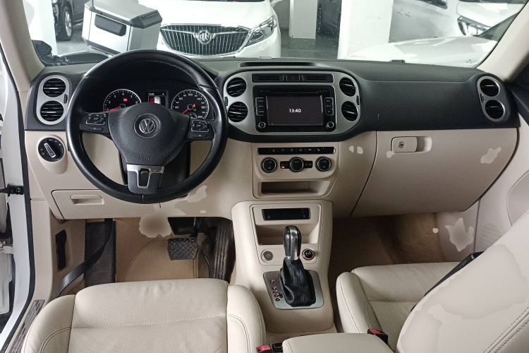 大众 途观 2015款 1.8TSI 自动两驱豪华型中控内饰7002