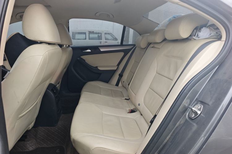 大众 速腾 2014款 改款 1.4TSI 自动豪华型中控内饰21